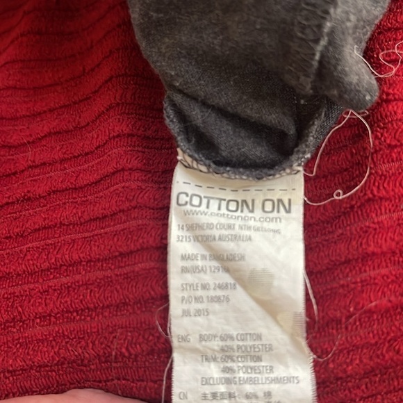 Gray and white tank top with verbiage such as “duty to self, country, others” XS - Picture 10 of 10